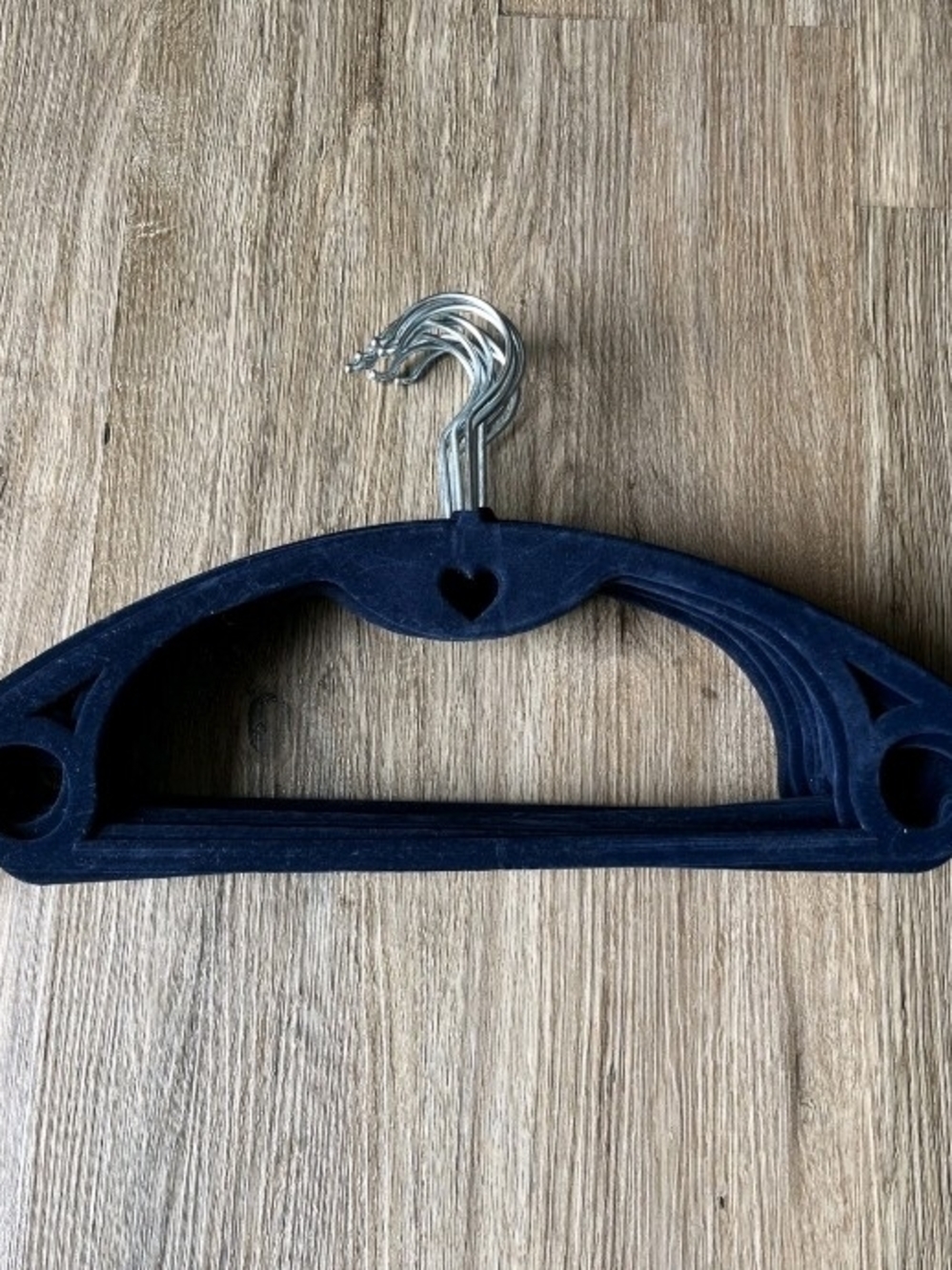Dark Blue Non Slip Velvet Clothes Heart Hangers Pack of 12 Silver Swivel Hook
